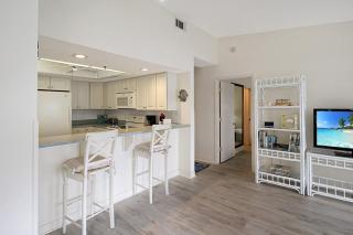 Bayfront 2BR Siesta Key condo with private beach access - Siesta Key - 7