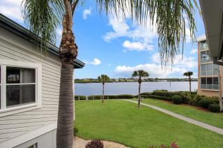 Bayfront 2BR Siesta Key condo with private beach access - Siesta Key - 3