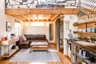 Lemon Door Micro-Loft - Portland - 9