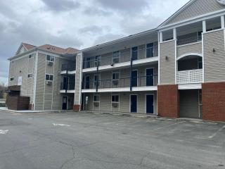 HomeTowne Studios & Suites by Red Roof Charlotte - Ballantyne - Charlotte - 9
