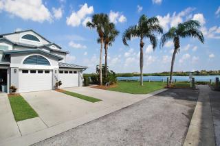 Bayfront 3BR 2nd floor Siesta Key condo with private beach access - Siesta Key - 3