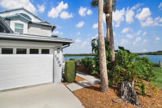 Bayfront 3BR 2nd floor Siesta Key condo with private beach access - 2