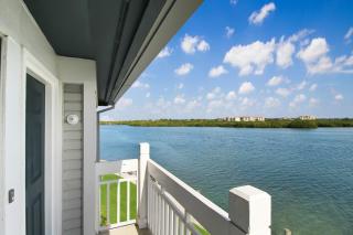 Bayfront 3BR 2nd floor Siesta Key condo with private beach access - Siesta Key - 1