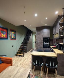 Four Seasons F2- One BDRM Duplex - 6