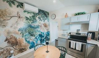 Lune on Market Street - Frederick - 7