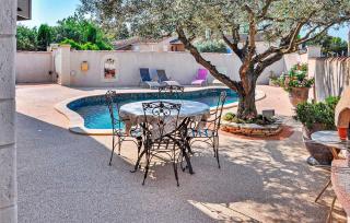 Cozy Home In Chateaurenard - 0