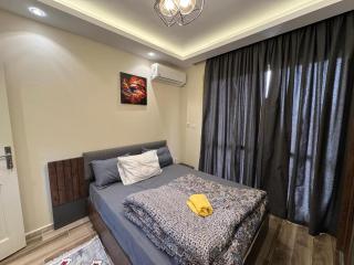 209 . Spacious 3BR Apt. 2 Baths Gated Community - Sheikh Zayed - 6