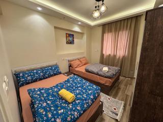 209 . Spacious 3BR Apt. 2 Baths Gated Community - Sheikh Zayed - 4