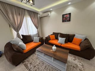 209 . Spacious 3BR Apt. 2 Baths Gated Community - Sheikh Zayed - 0