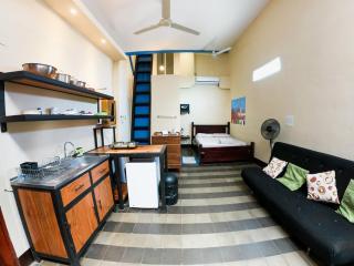 PURE Gym-Spa-Yoga-Lodging - Granada - 1