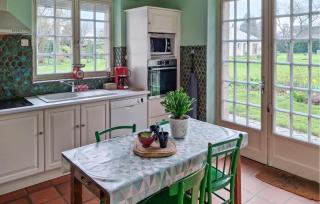 Lovely Home In Plélan-Le-Petit With Wifi - 6