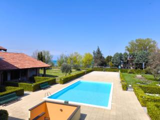 SG Family - Miralago Apartment - Peschiera del Garda - 0