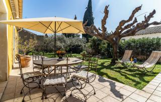 2 Bedroom Amazing Home In Noves - Noves - 9