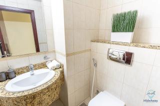 1 BR Blue Chic Dubai Marina, Steps to Beach! - 8