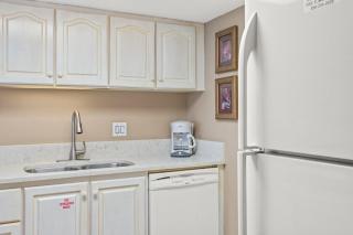 Pinnacle Port C2-303 - 6