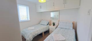 Brambles Farm Bungalow - Freshwater - 7