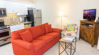 Sanibel Island retreat with private beach - Sanibel - 2