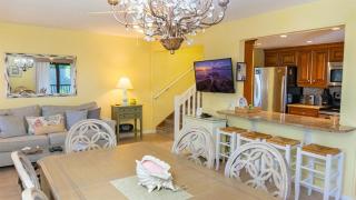 Escape to Paradise - Tranquil 3-Bedroom Retreat with Wrap-Around Lanai and Private Beach - Sanibel - 2