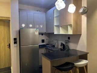 Hillcourt Residence Apartments 2-bedroom - Mama - 8