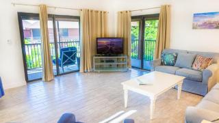 Spacious 3-Bedroom Retreat with Full Wrap-Around Lanai - Sanibel Island - Sanibel - 4