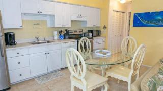 Oceanfront Sanibel Island retreat with private beach - Sanibel - 3