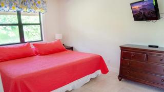 Bright and Breezy Poolside Escape on Sanibel Island - 2