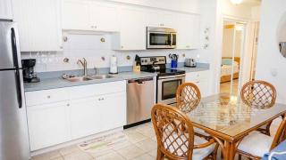Cozy Coastal Haven - Your Relaxing Sanibel Getaway - Private Beach - Sanibel - 4