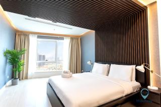 Bright Modern 1BR Heart Of JLT Skyline Views - 5