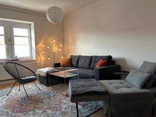 Schöne neue 4 Zimmer Wohnung mit Süd-Balkon bis 8 Personen - Naumburg - 3