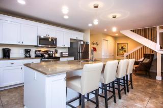 Spacious 3-Bedroom Retreat with Gulf Views & Screened Porch - Sanibel - 5