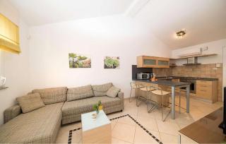 Nice Apartment In Vidalici - Kustići - 8