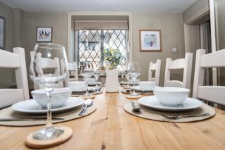 Historical Sherwood Forest Cottages - Sleeps 16 - Mansfield - 2