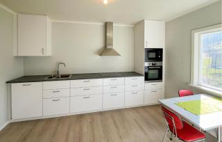 1 Bedroom Nice Apartment In Kvås - 3