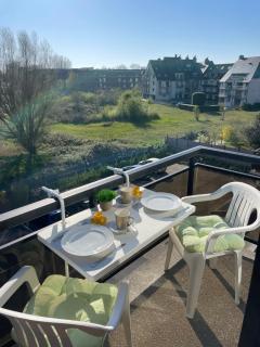 Studio White Chateau met parking en zonnig balkon - Koksijde - 0