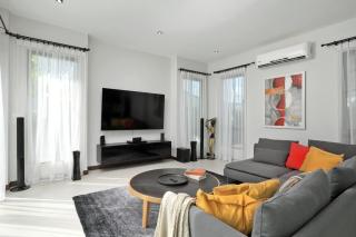 Coconut villa Phuket - - 4