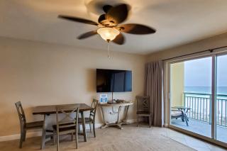 Pelican Isle 315 - 5