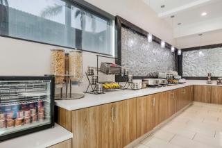 Best Western Carlsbad by the Sea - Carlsbad - 3