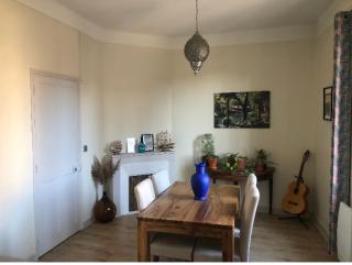 Avignon T2 bis 54 m2 intra-muros 2ème ETAGE SANS ASCENSEUR - Avignon - 4