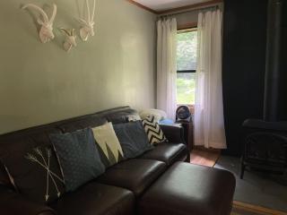 Peaceful, cozy pet-friendly home, fiber-optic wifi - Warren - 7