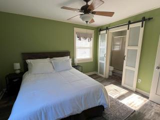 Southern Bungalow Charm - Baton Rouge - 2