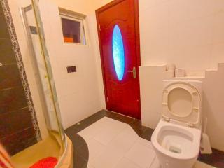 Oceanline Beachfront Suites - Mombasa - 7