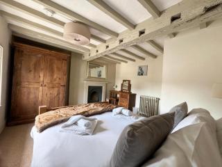 Historical Sherwood Forest Cottages - Sleeps 16 - 7