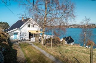 Sommerhytte med utsikt og båt - - 1