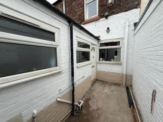 Modern 3-Bed Near Stadium & City - Liverpool - 1