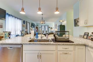 Walk to Bay Home with Fenced Yard in Colonial Beach - Colonial Beach - 2