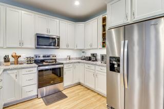 Walk to Bay Home with Fenced Yard in Colonial Beach - Colonial Beach - 1