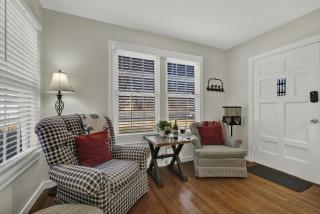 Leicht Haus Hot-Tub & Fire Pit, 5 blks to Marktplatz! - Fredericksburg - 5