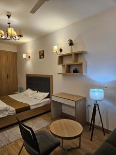 The Cozy Hotel - Noida - 1