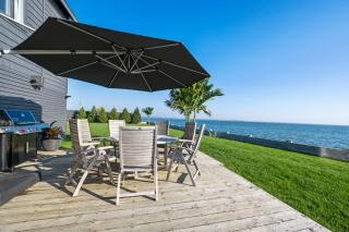 Private beach on a fenced in property sunset views - Hampton Bays - 7