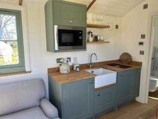 Luxury Shepherds Hut near Glamorgan Coast - Cowbridge - 6